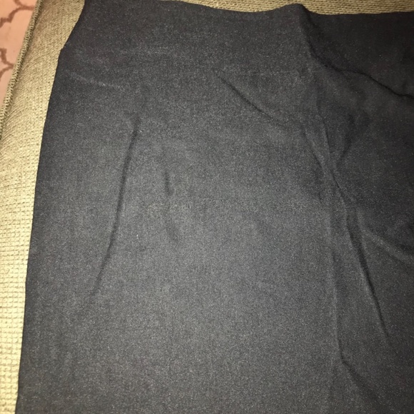 Mini skirt - Picture 2 of 3